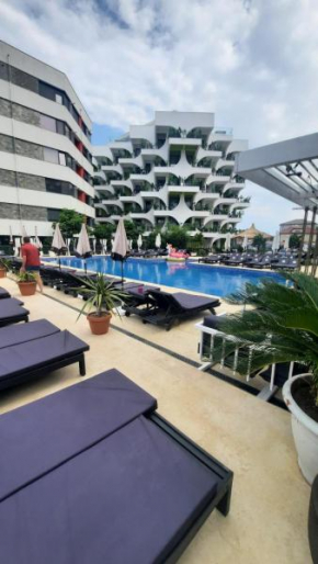 Ayan-Ayaz luxury